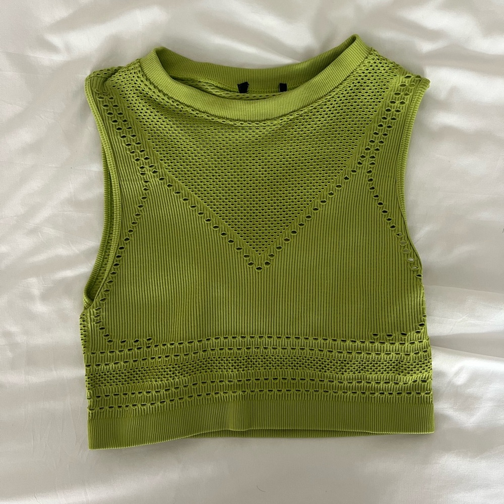 🌸NEW Green Tank